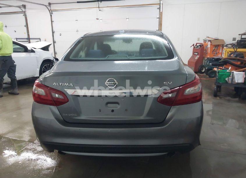 Photo 17 of 2018 Nissan Altima 2.5 SV (VIN 1N4AL3AP9JC160800)
