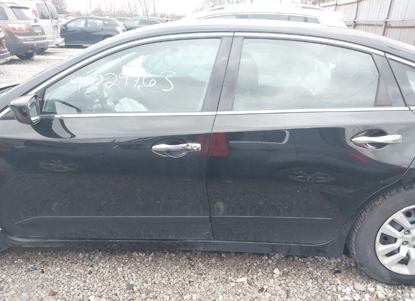 Photo 14 of 2018 Nissan Altima 2.5 S (VIN 1N4AL3AP9JC180223)