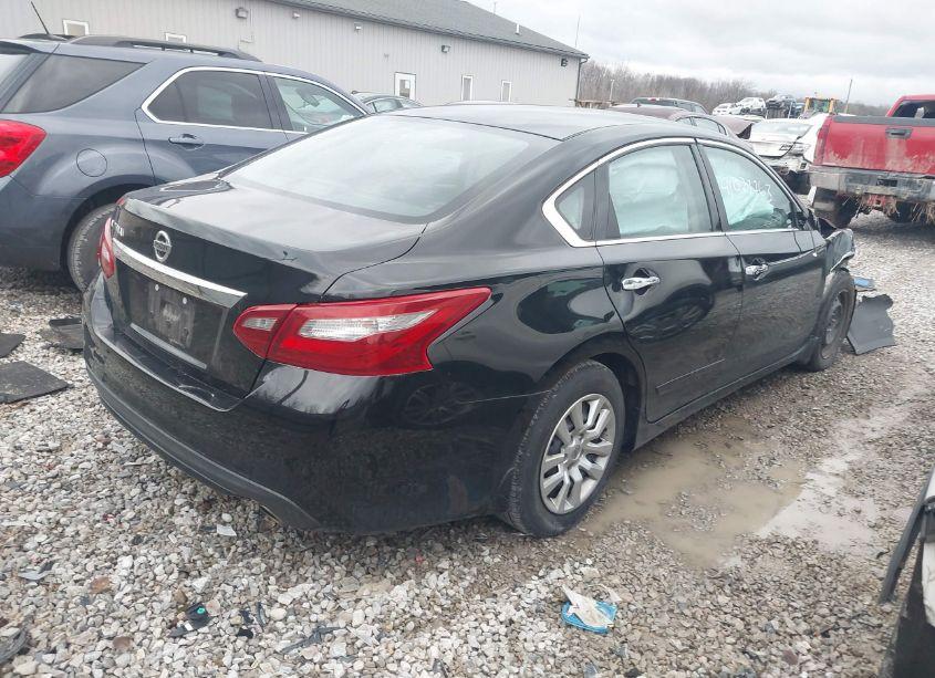 Photo 4 of 2018 Nissan Altima 2.5 S (VIN 1N4AL3AP9JC180223)