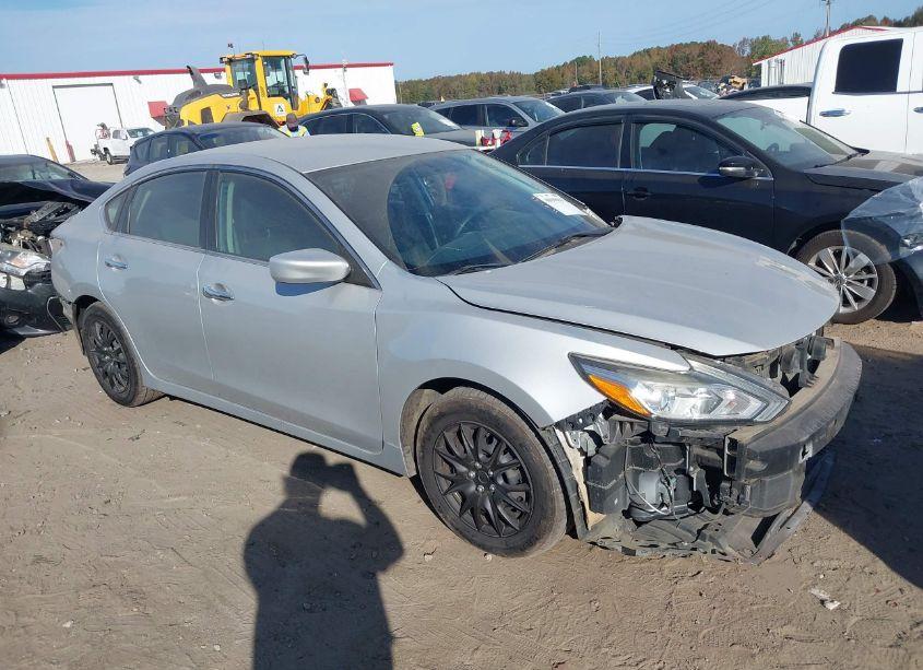 2018 Nissan Altima 2.5 S (VIN 1N4AL3AP9JC190783) main photo