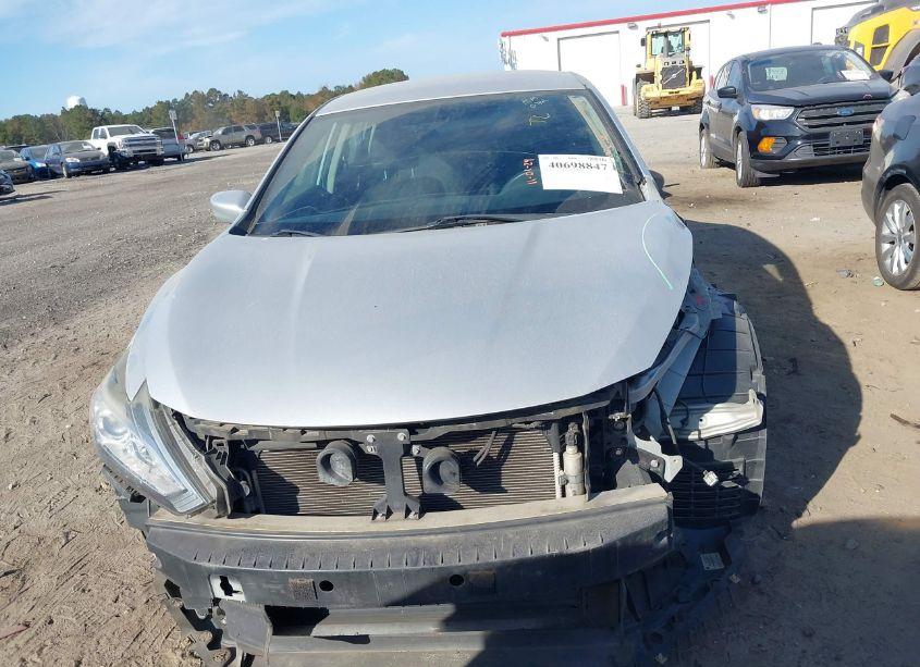 Photo 13 of 2018 Nissan Altima 2.5 S (VIN 1N4AL3AP9JC190783)