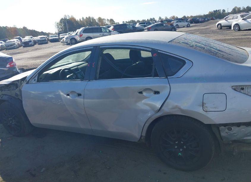 Photo 15 of 2018 Nissan Altima 2.5 S (VIN 1N4AL3AP9JC190783)