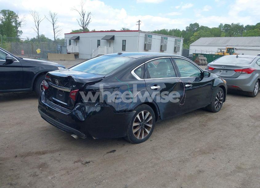 Photo 4 of 2018 Nissan Altima 2.5 SV (VIN 1N4AL3AP9JC195157)