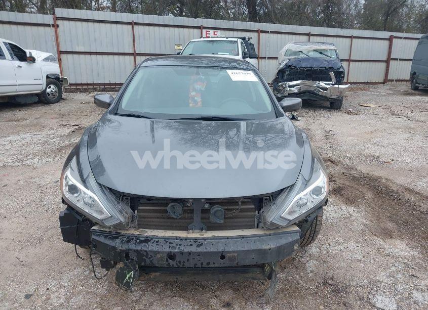 Photo 13 of 2018 Nissan Altima 2.5 S (VIN 1N4AL3AP9JC195692)