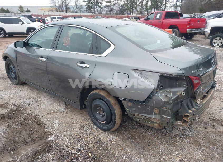 Photo 3 of 2018 Nissan Altima 2.5 S (VIN 1N4AL3AP9JC195692)