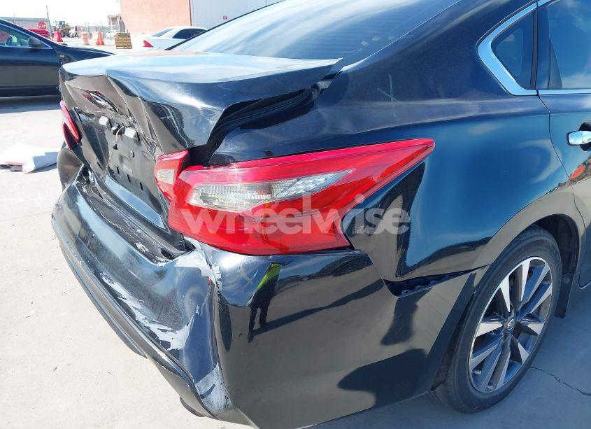 Photo 21 of 2018 Nissan Altima 2.5 SV (VIN 1N4AL3AP9JC197264)