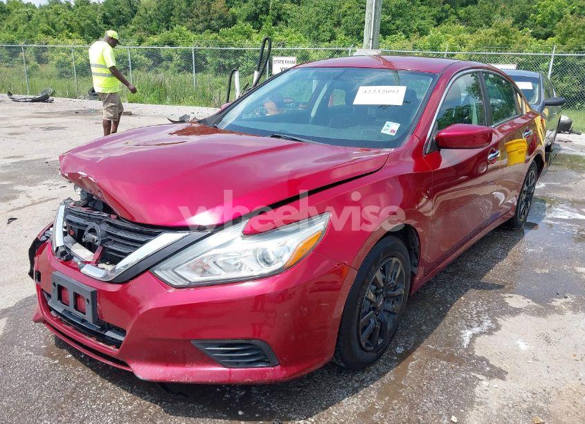 Photo 2 of 2018 Nissan Altima 2.5 S (VIN 1N4AL3AP9JC197362)