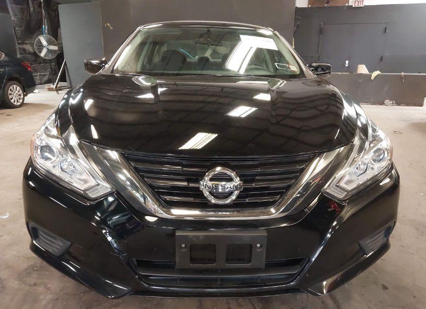 Photo 12 of 2018 Nissan Altima 2.5 S (VIN 1N4AL3AP9JC198964)