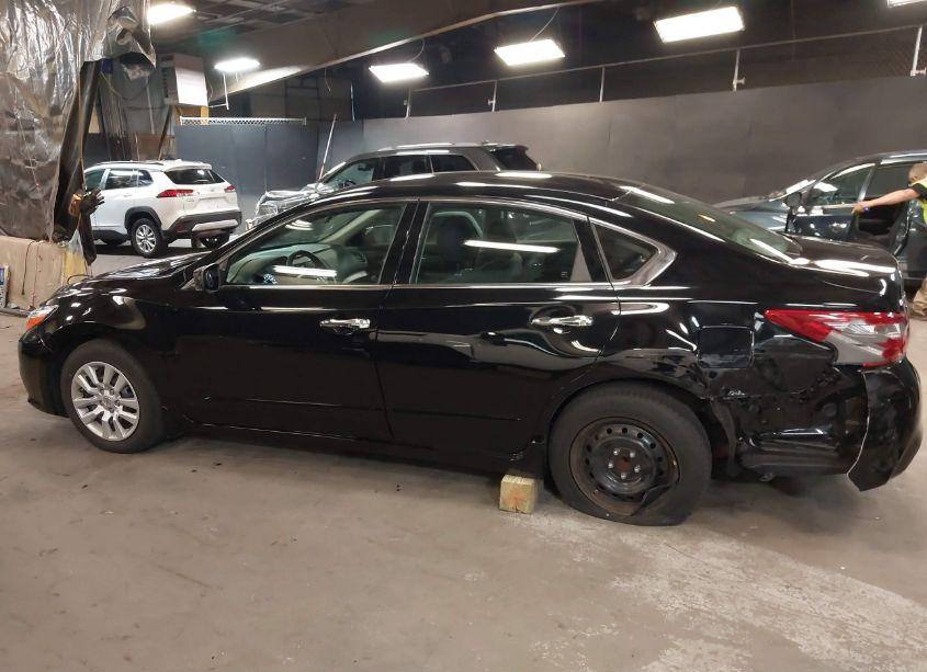 Photo 14 of 2018 Nissan Altima 2.5 S (VIN 1N4AL3AP9JC198964)