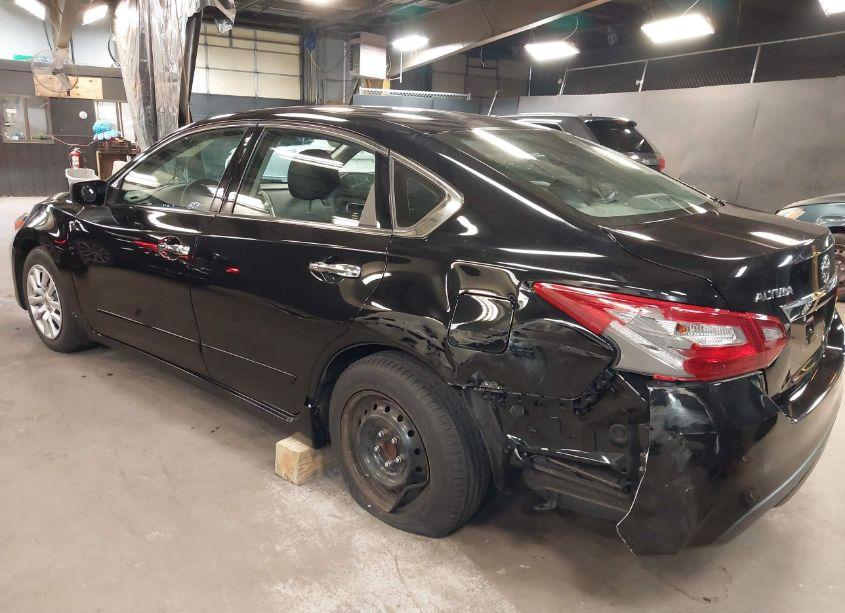 Photo 6 of 2018 Nissan Altima 2.5 S (VIN 1N4AL3AP9JC198964)