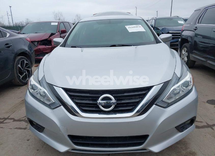 Photo 12 of 2018 Nissan Altima 2.5 SV (VIN 1N4AL3AP9JC199760)