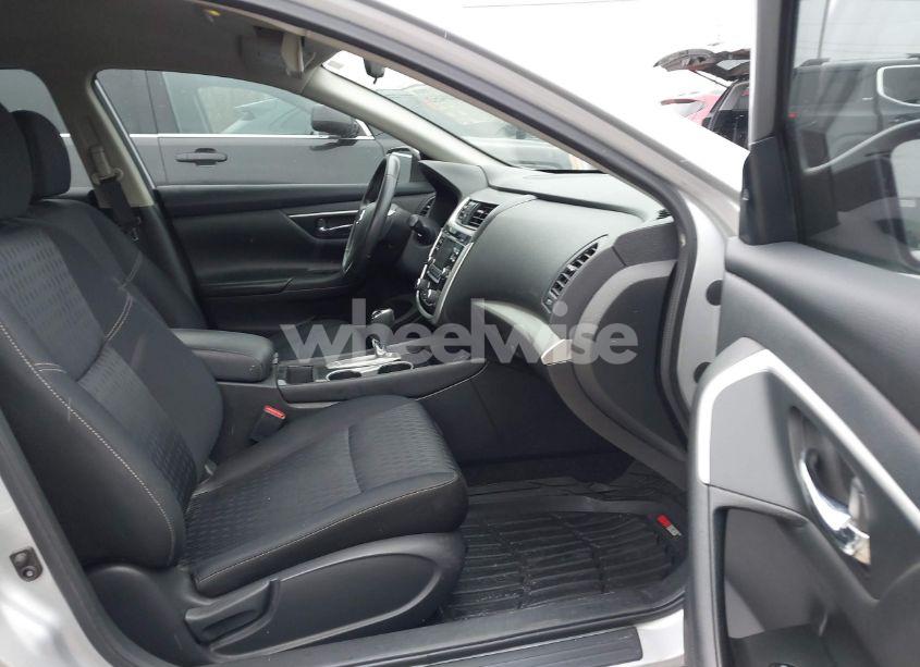 Photo 5 of 2018 Nissan Altima 2.5 SV (VIN 1N4AL3AP9JC199760)