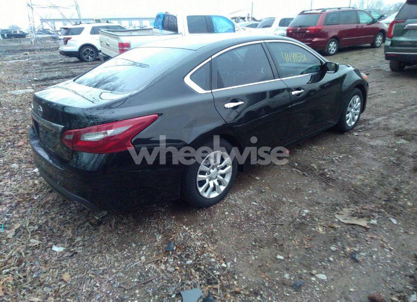 Photo 4 of 2018 Nissan Altima 2.5 S (VIN 1N4AL3AP9JC204181)