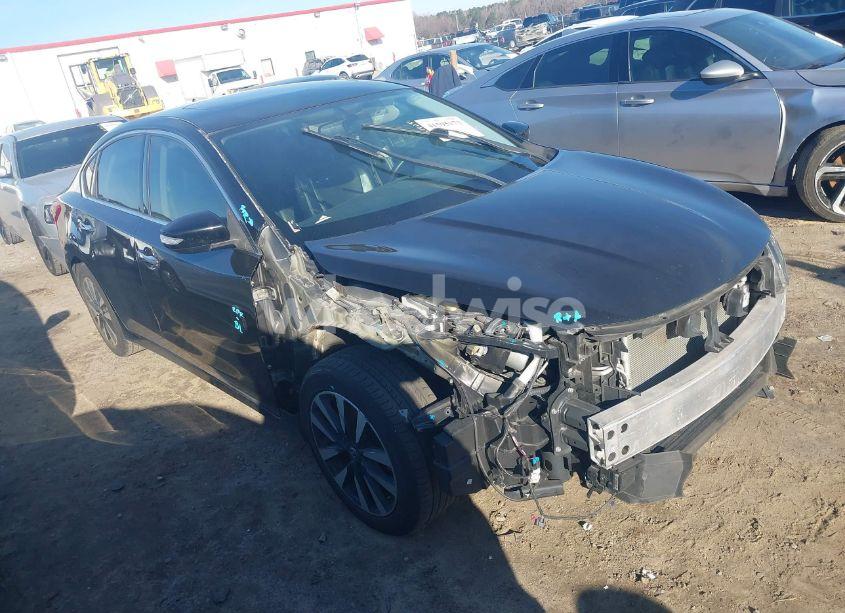 2018 Nissan Altima 2.5 SL (VIN 1N4AL3AP9JC213771) main photo