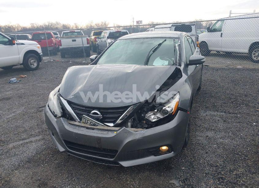Photo 12 of 2018 Nissan Altima 2.5 SL (VIN 1N4AL3AP9JC226598)