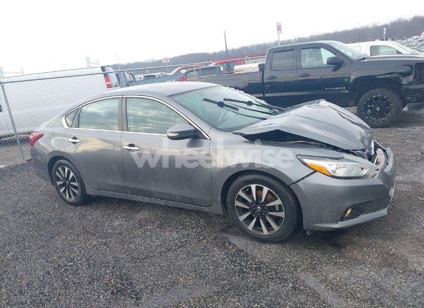 Photo 13 of 2018 Nissan Altima 2.5 SL (VIN 1N4AL3AP9JC226598)