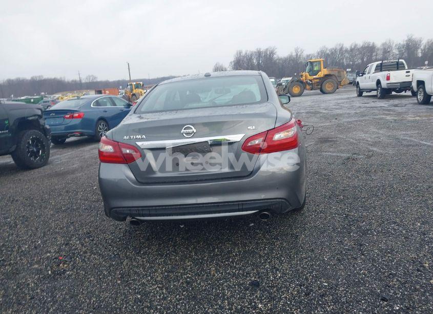 Photo 16 of 2018 Nissan Altima 2.5 SL (VIN 1N4AL3AP9JC226598)
