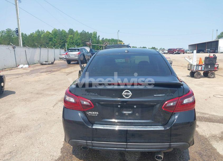 Photo 16 of 2018 Nissan Altima 2.5 SR (VIN 1N4AL3AP9JC234118)