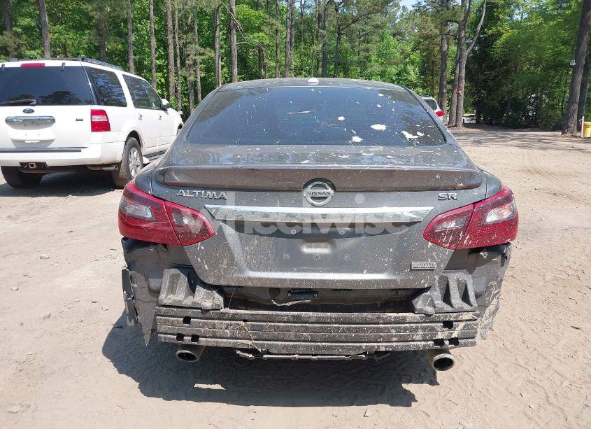 Photo 16 of 2018 Nissan Altima 2.5 SR (VIN 1N4AL3AP9JC234166)