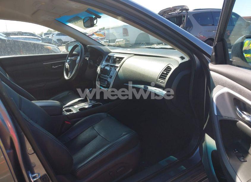 Photo 5 of 2018 Nissan Altima 2.5 SL (VIN 1N4AL3AP9JC236385)