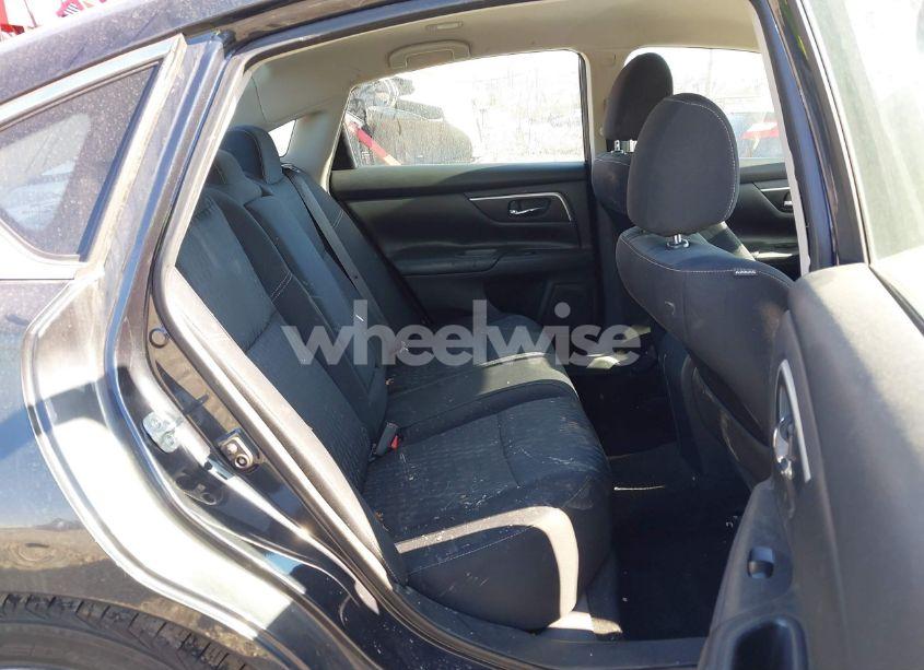 Photo 8 of 2018 Nissan Altima 2.5 SV (VIN 1N4AL3AP9JC239996)