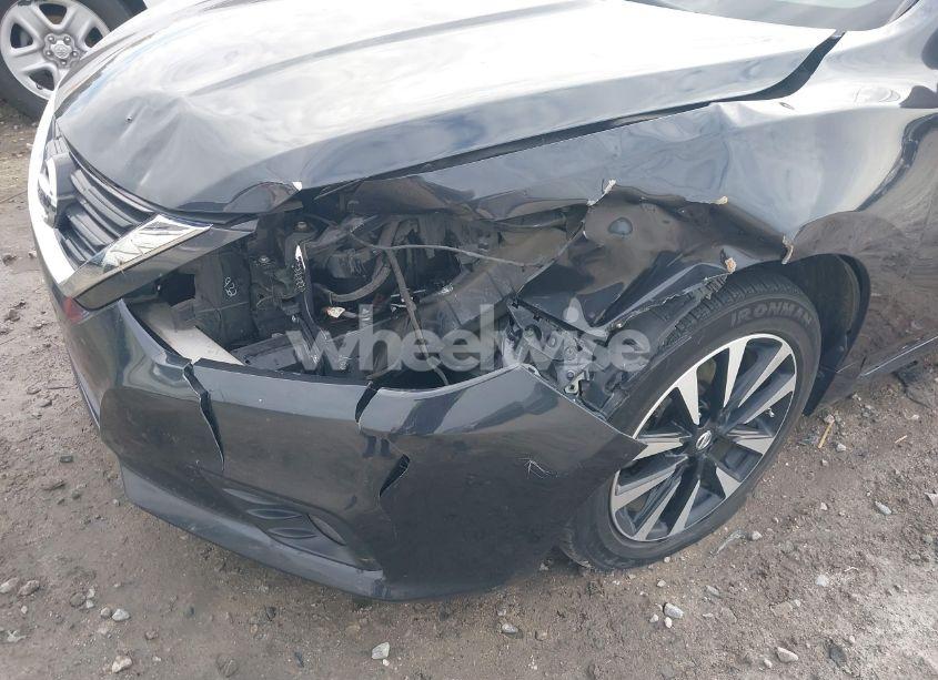 Photo 6 of 2018 Nissan Altima 2.5 SV (VIN 1N4AL3AP9JC240551)