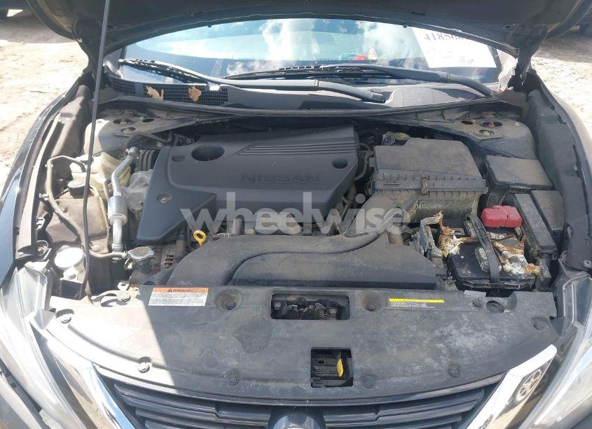 Photo 10 of 2018 Nissan Altima 2.5 S (VIN 1N4AL3AP9JC244566)