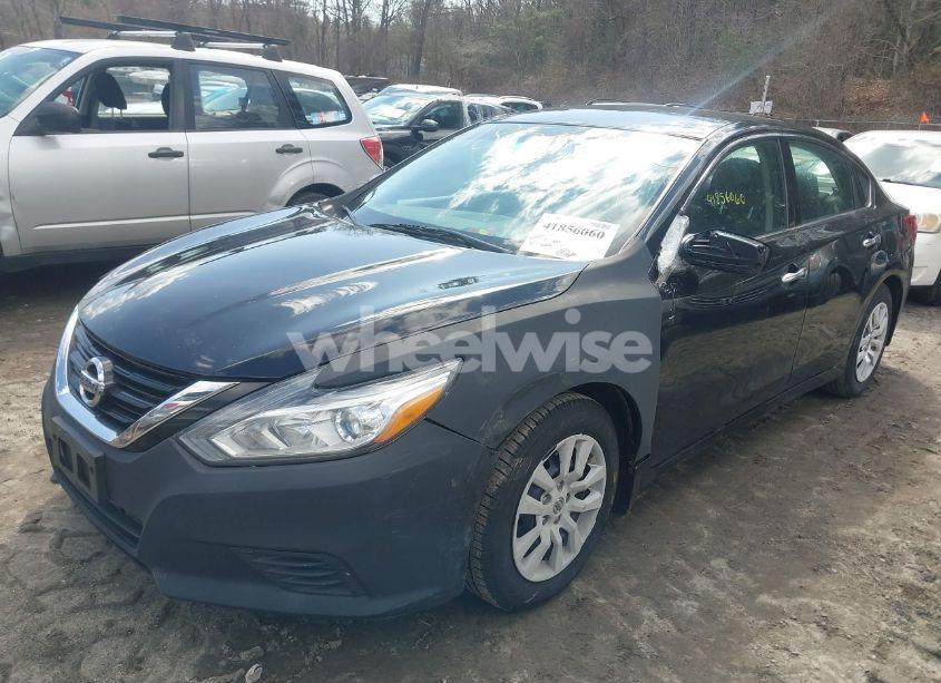 Photo 2 of 2018 Nissan Altima 2.5 S (VIN 1N4AL3AP9JC244566)