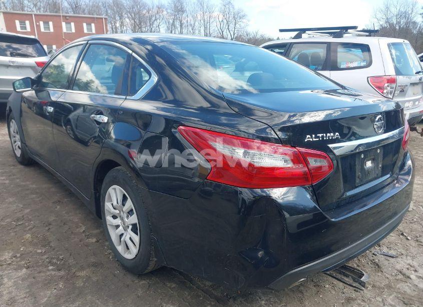 Photo 3 of 2018 Nissan Altima 2.5 S (VIN 1N4AL3AP9JC244566)