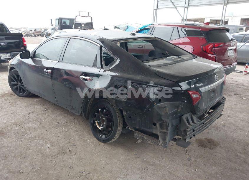 Photo 3 of 2018 Nissan Altima 2.5 SL (VIN 1N4AL3AP9JC248276)