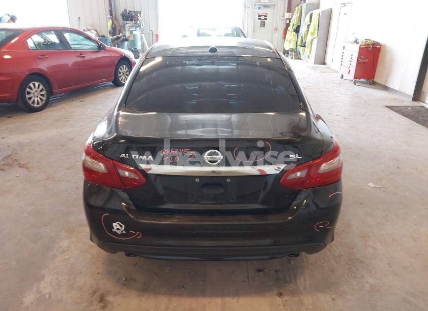 Photo 16 of 2018 Nissan Altima 2.5 SL (VIN 1N4AL3AP9JC249685)