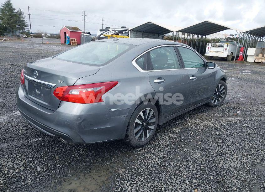 Photo 4 of 2018 Nissan Altima 2.5 SV (VIN 1N4AL3AP9JC255566)
