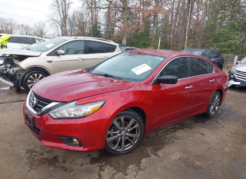Photo 2 of 2018 Nissan Altima 2.5 SR (VIN 1N4AL3AP9JC273792)