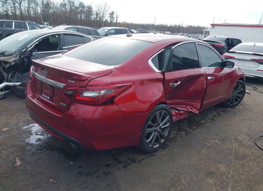 Photo 4 of 2018 Nissan Altima 2.5 SR (VIN 1N4AL3AP9JC273792)