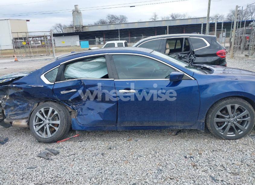 Photo 13 of 2018 Nissan Altima 2.5 SR (VIN 1N4AL3AP9JC277082)