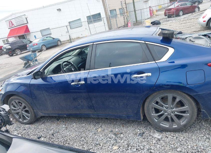 Photo 14 of 2018 Nissan Altima 2.5 SR (VIN 1N4AL3AP9JC277082)