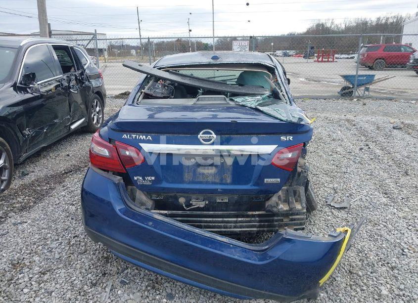 Photo 16 of 2018 Nissan Altima 2.5 SR (VIN 1N4AL3AP9JC277082)