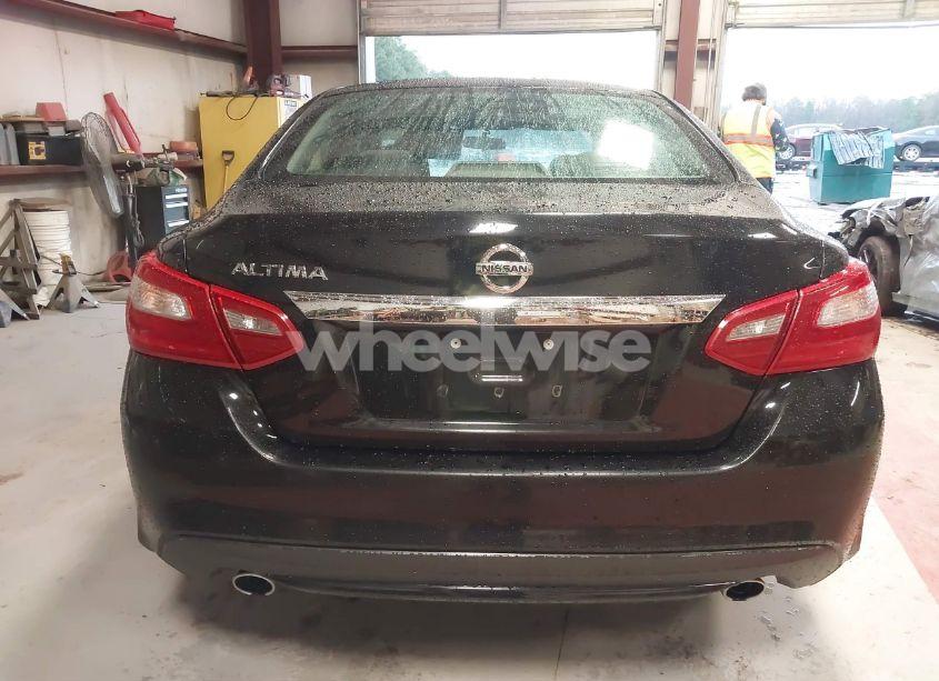 Photo 16 of 2018 Nissan Altima 2.5 S (VIN 1N4AL3AP9JC281908)