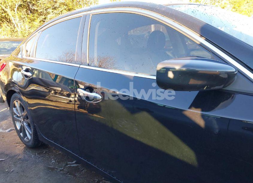 Photo 13 of 2018 Nissan Altima 2.5 SR (VIN 1N4AL3AP9JC291337)