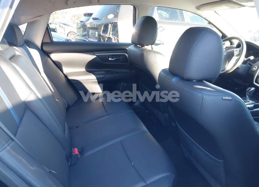 Photo 8 of 2018 Nissan Altima 2.5 SR (VIN 1N4AL3AP9JC291337)