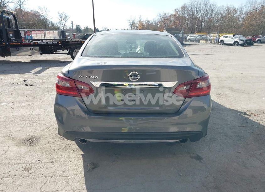 Photo 16 of 2018 Nissan Altima 2.5 S (VIN 1N4AL3AP9JC471076)