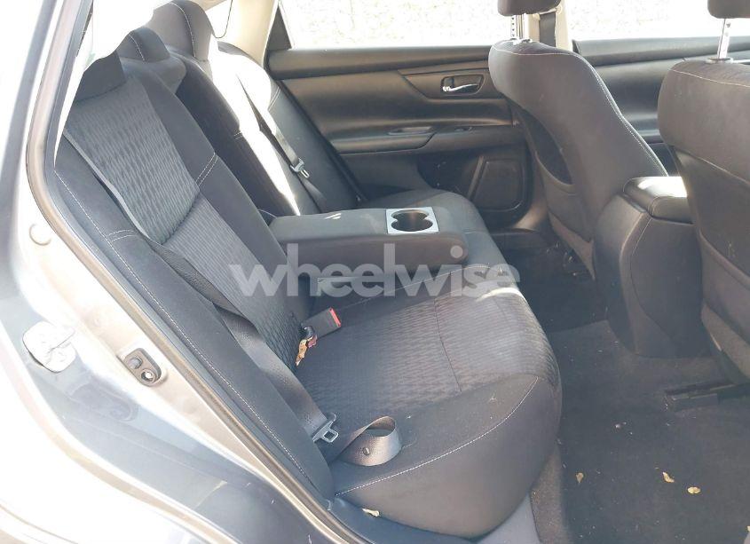 Photo 8 of 2018 Nissan Altima 2.5 S (VIN 1N4AL3AP9JC471076)