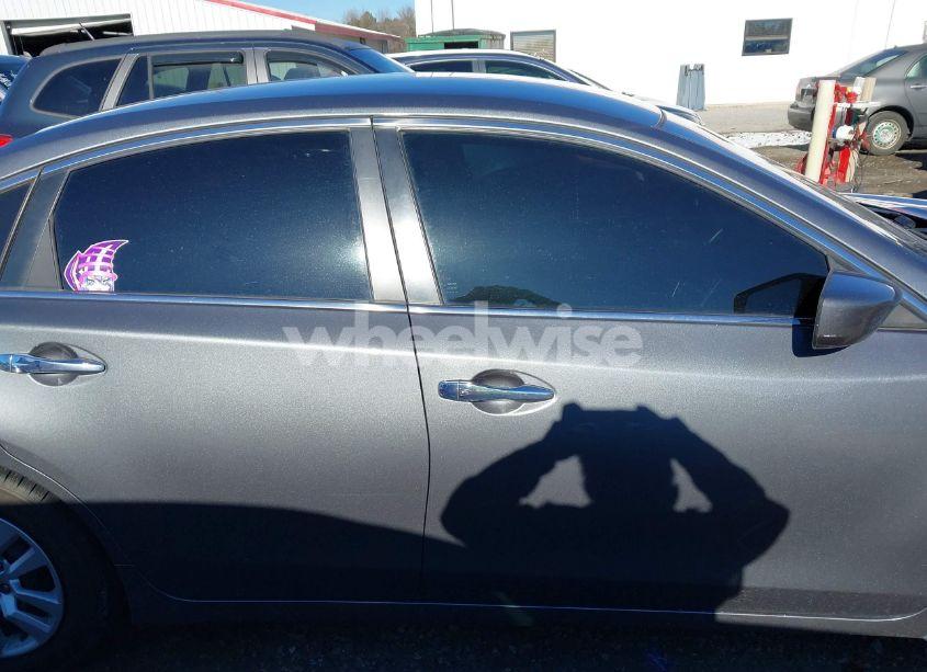 Photo 14 of 2018 Nissan Altima 2.5 S (VIN 1N4AL3AP9JC472082)