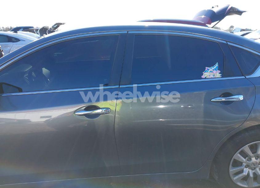 Photo 15 of 2018 Nissan Altima 2.5 S (VIN 1N4AL3AP9JC472082)