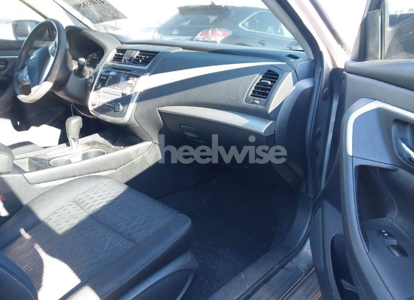 Photo 5 of 2018 Nissan Altima 2.5 S (VIN 1N4AL3AP9JC472082)