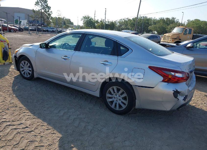 Photo 3 of 2018 Nissan Altima 2.5 S (VIN 1N4AL3AP9JC479971)