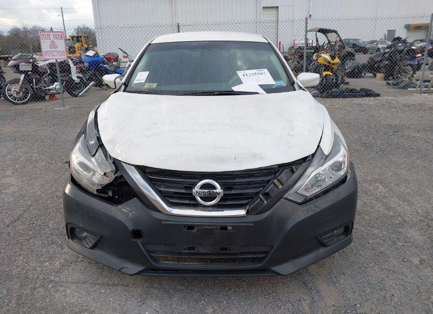 Photo 11 of 2018 Nissan Altima 2.5 SV (VIN 1N4AL3APOJC269663)