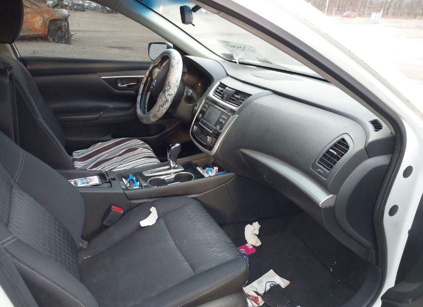 Photo 5 of 2018 Nissan Altima 2.5 SV (VIN 1N4AL3APOJC269663)