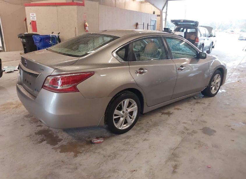 Photo 4 of 2013 Nissan Altima 2.5 SV (VIN 1N4AL3APXDC120584)