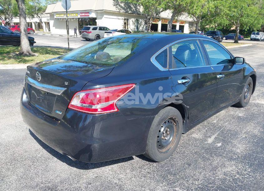 Photo 4 of 2013 Nissan Altima 2.5 S (VIN 1N4AL3APXDC164195)